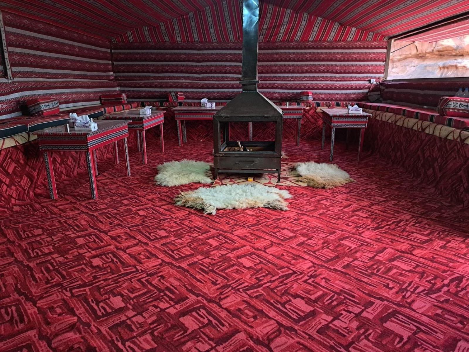 Wadi Rum Bedouin Heart Camp Eksteriør bilde